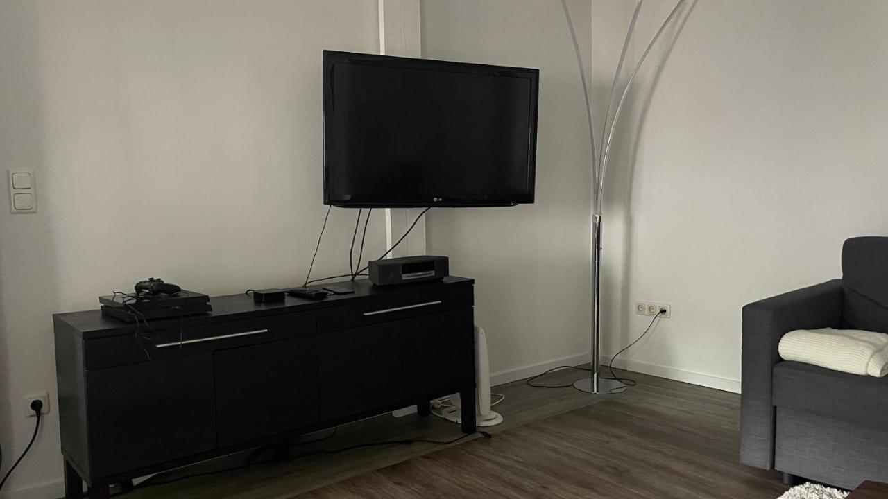דירות דיסבורג Oase Im Gruenen Hinterhof, Eg, Ruhe, Terrasse, Carport, Free Paytv, Kaffee&Tee, Fahrraeder מראה חיצוני תמונה