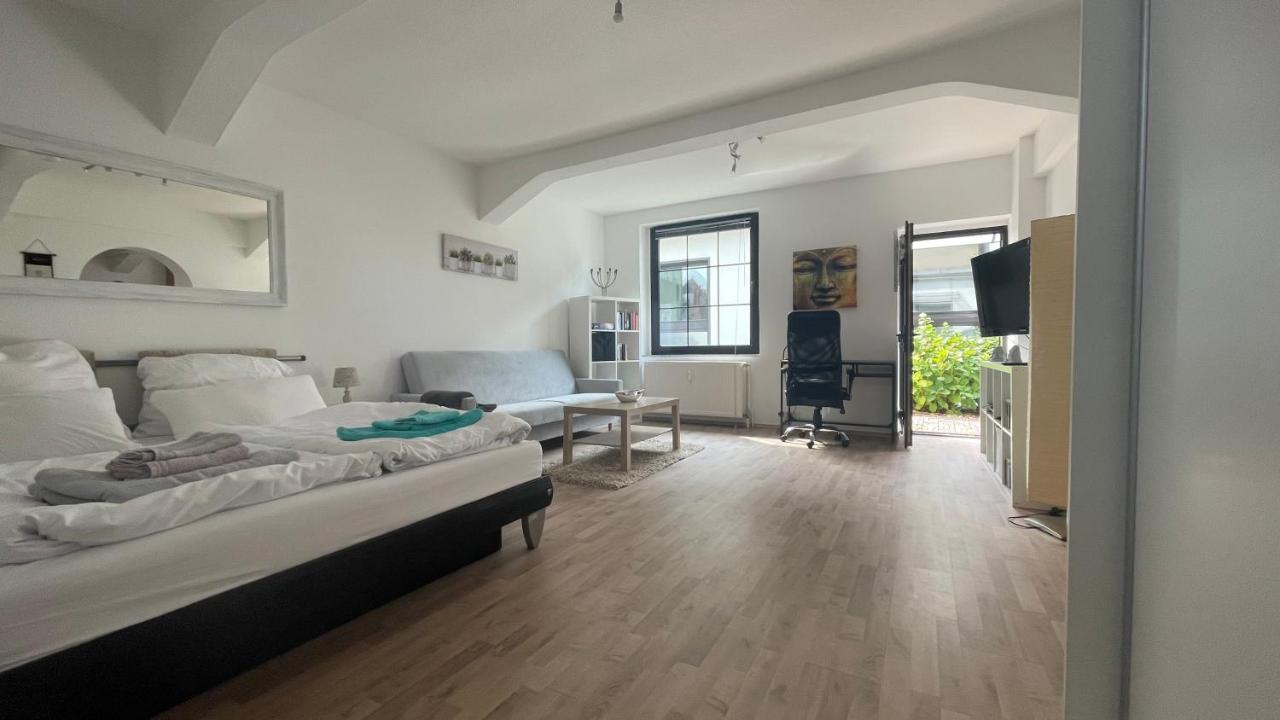 דירות דיסבורג Oase Im Gruenen Hinterhof, Eg, Ruhe, Terrasse, Carport, Free Paytv, Kaffee&Tee, Fahrraeder מראה חיצוני תמונה
