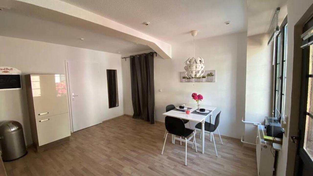 דירות דיסבורג Oase Im Gruenen Hinterhof, Eg, Ruhe, Terrasse, Carport, Free Paytv, Kaffee&Tee, Fahrraeder מראה חיצוני תמונה