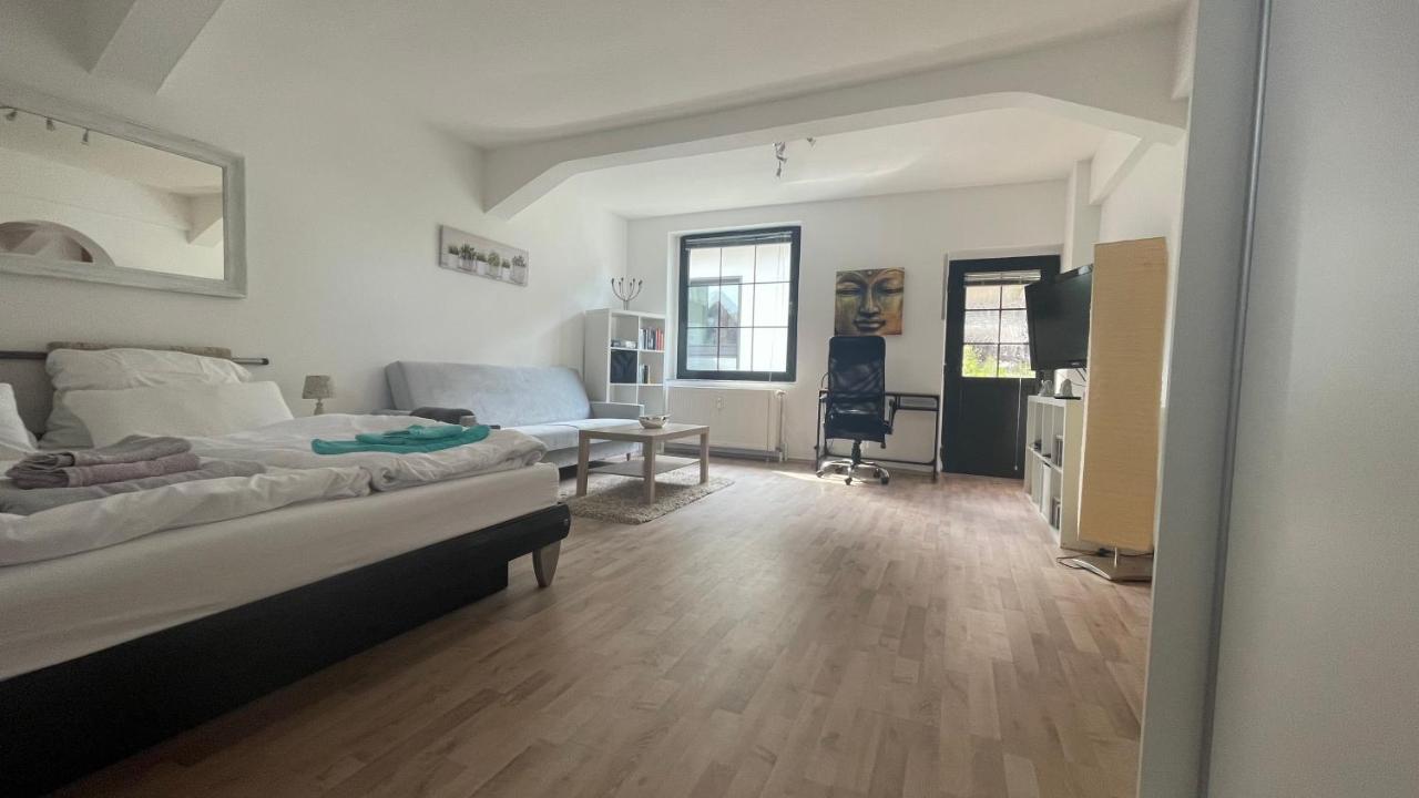 דירות דיסבורג Oase Im Gruenen Hinterhof, Eg, Ruhe, Terrasse, Carport, Free Paytv, Kaffee&Tee, Fahrraeder מראה חיצוני תמונה